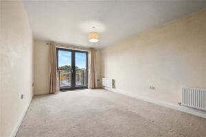 Flat Woodhouse Close in Worcester