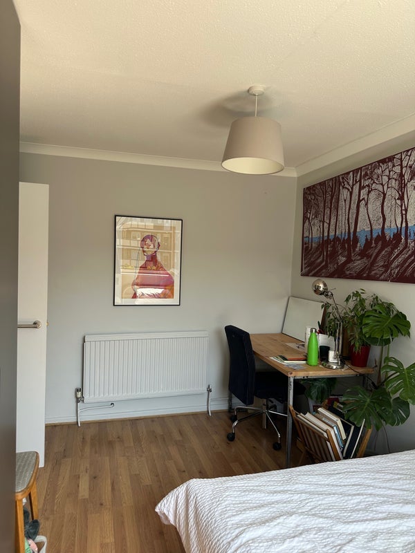 Room Gernon Road in Greater London