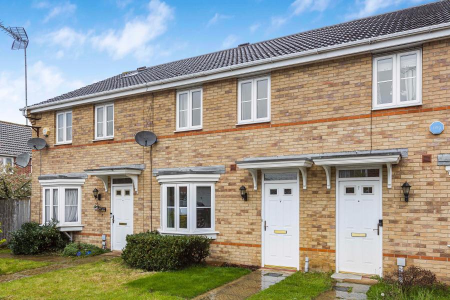 House Hatfield Avenue in Welwyn Hatfield