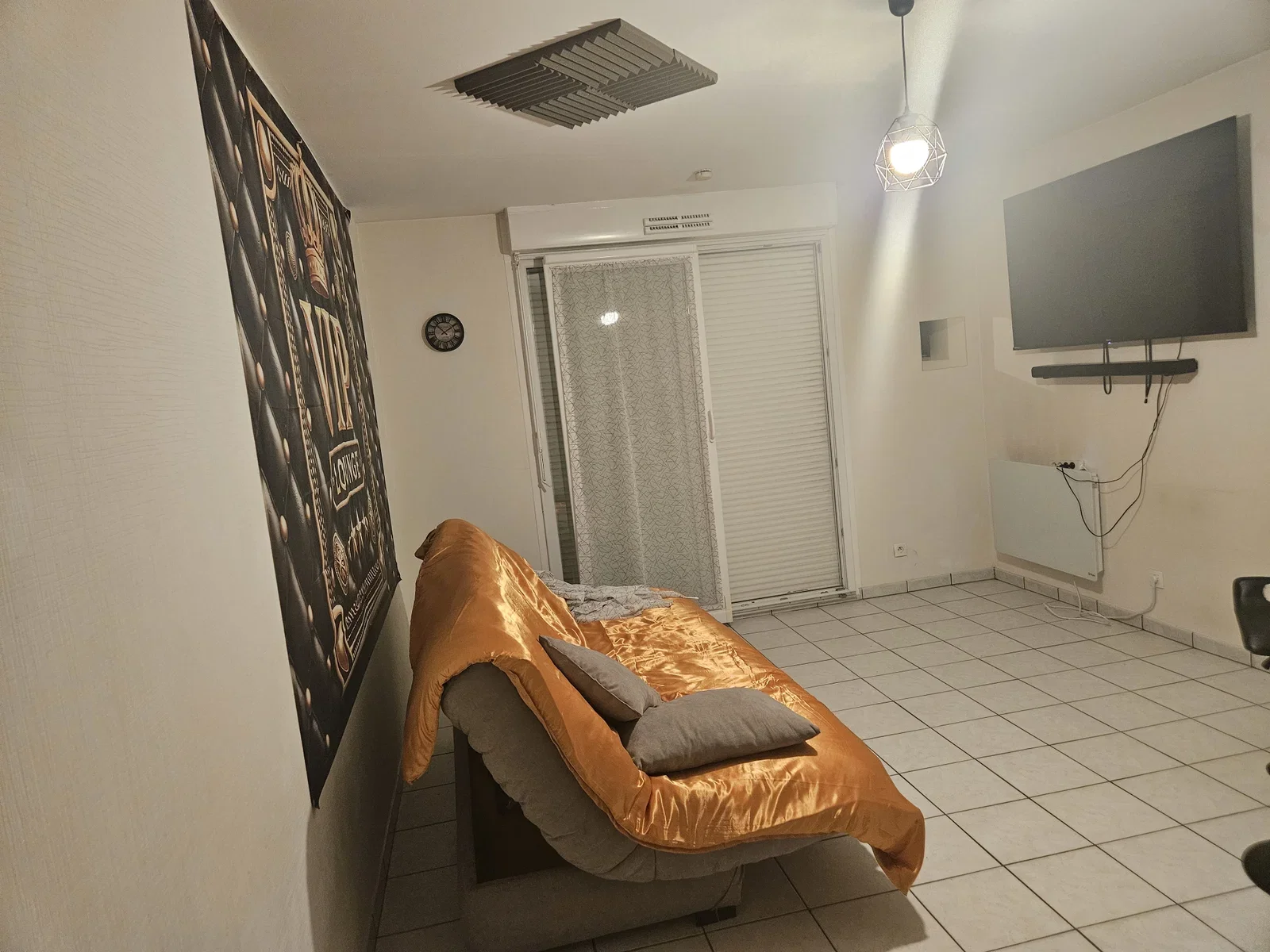 Room Rue de Bezannes in Reims