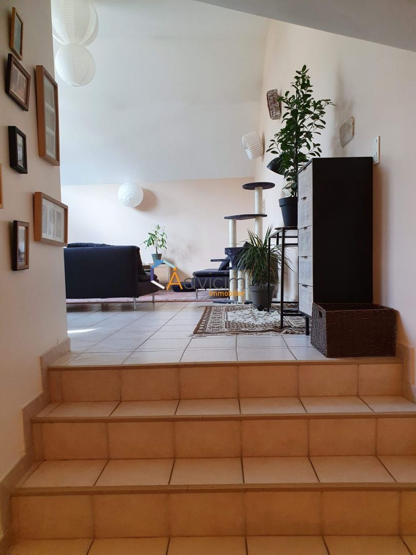 Flat Rue du Faubourg de la Chaussée in Montargis