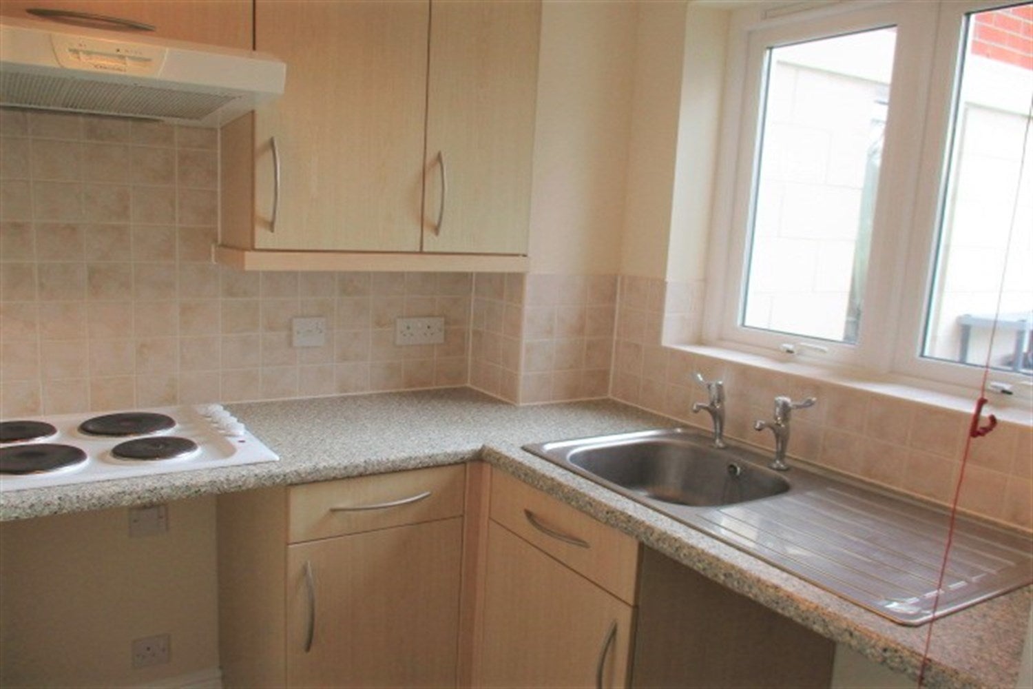 Flat Watton Gardens in Bridport