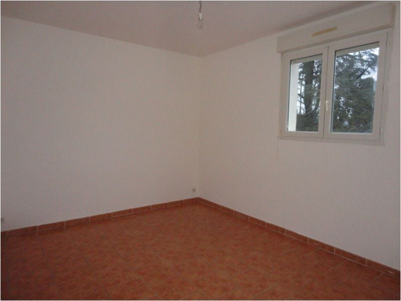 Appartement Avenue de la Gare à Lézan