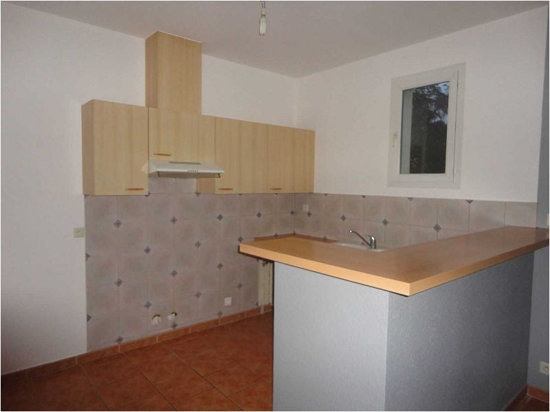 Appartement Avenue de la Gare à Lézan