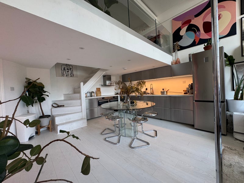 Room Dalston Lane in Greater London