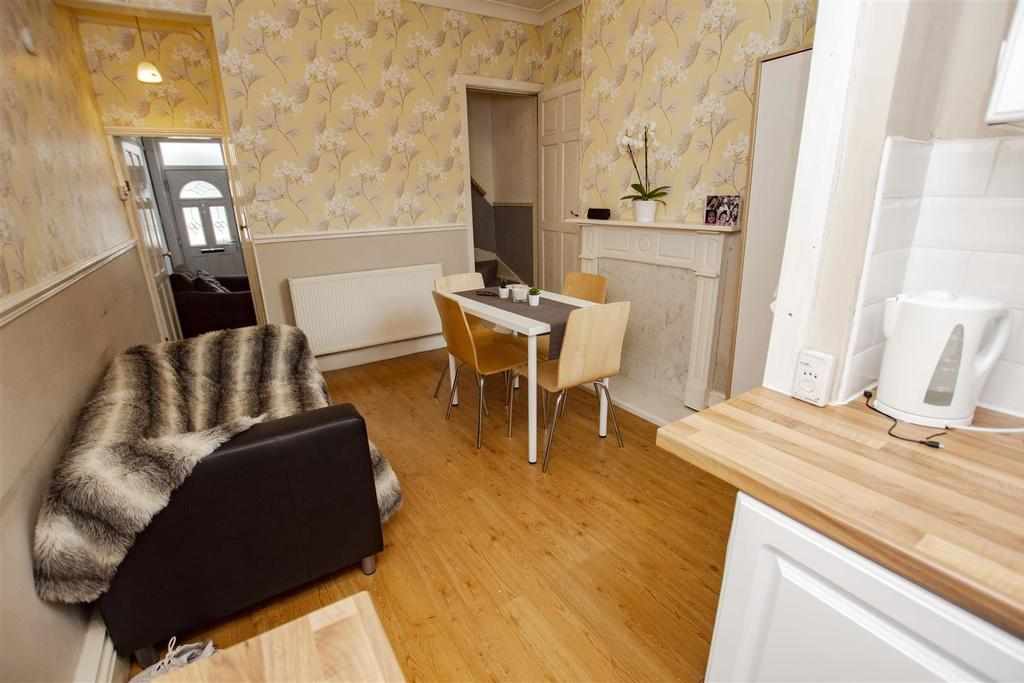 Flat Gleave Road in Birmingham