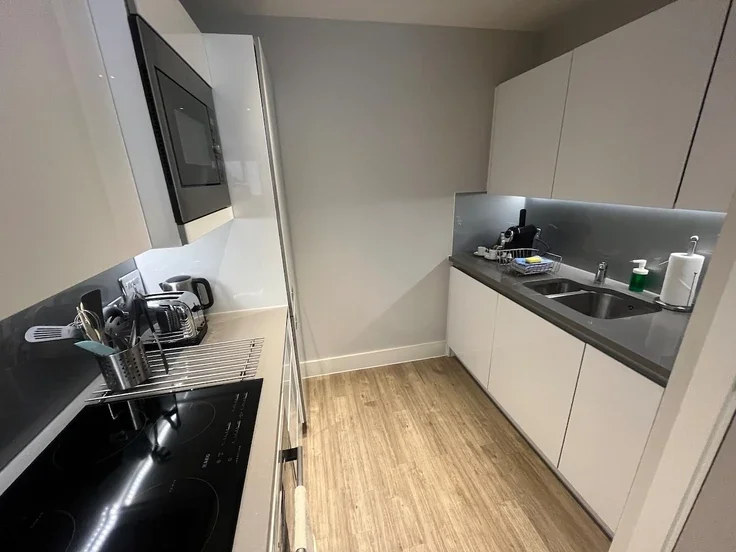 Flat Uxbridge Road in Greater London