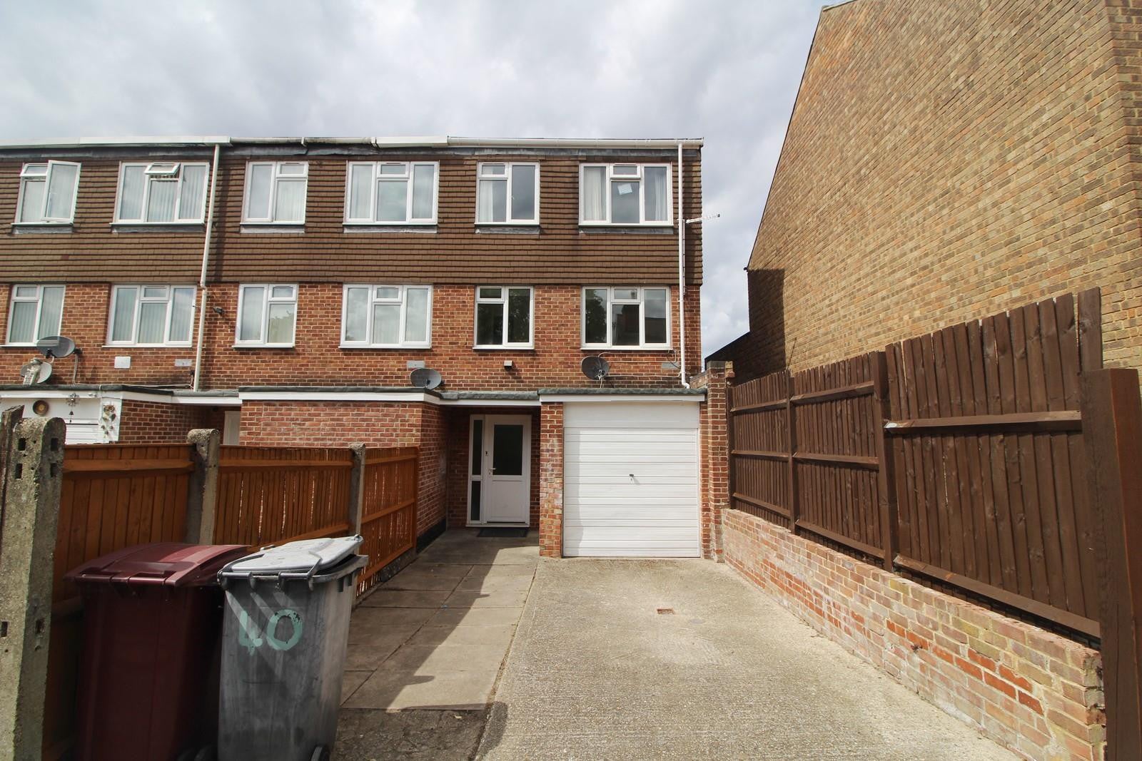 House Spring Terrace in Reading