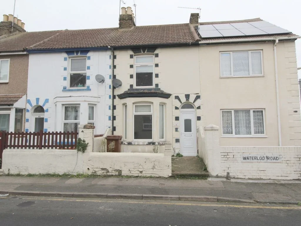 House Waterloo Road in Gillingham
