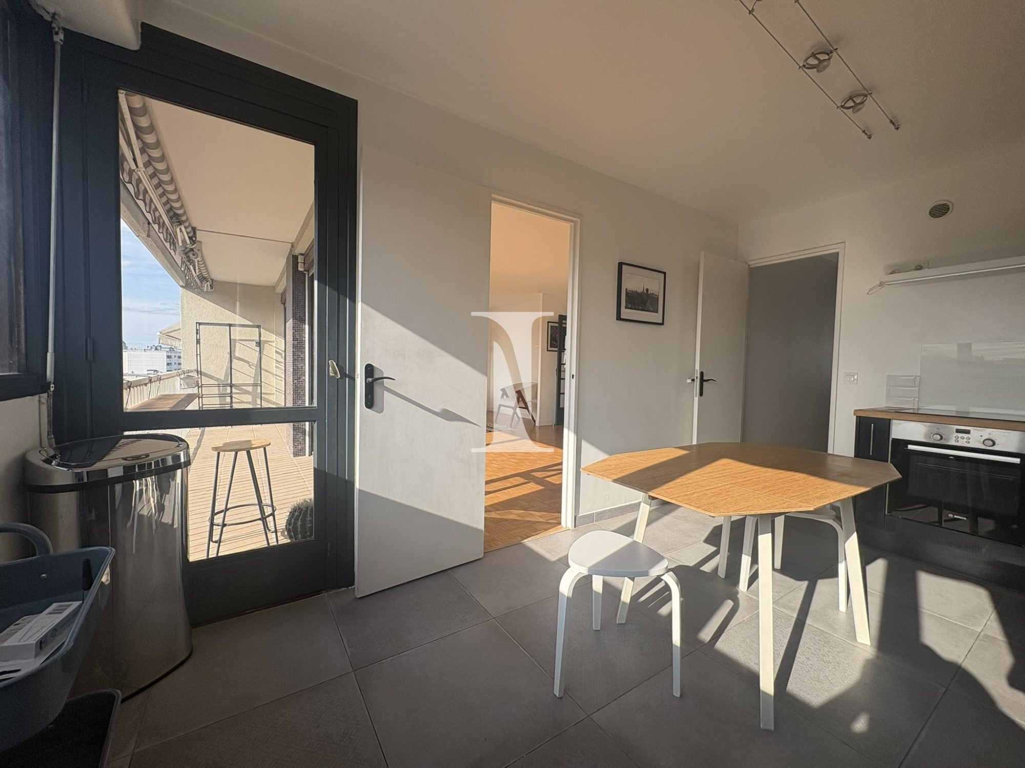 Flat Rue Vergniaud in Paris