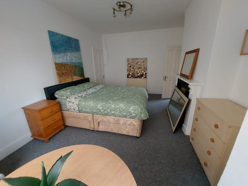 Room Holdenhurst Road in Bournemouth