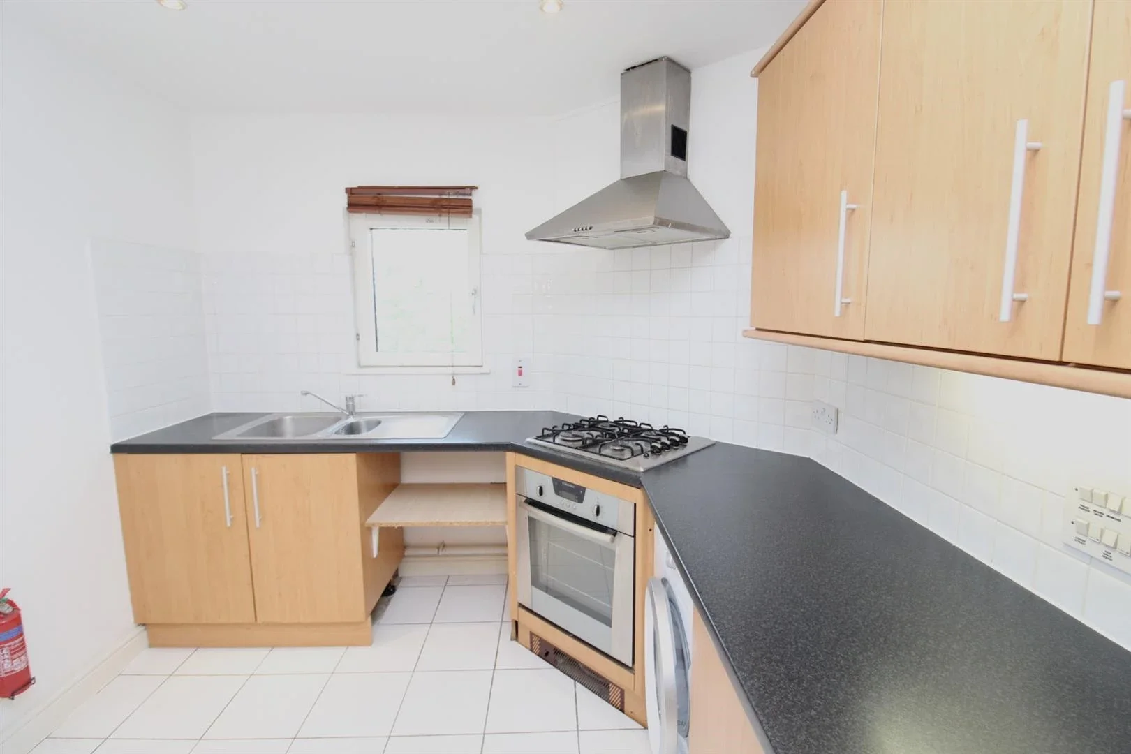 Flat Lordship Lane in Greater London