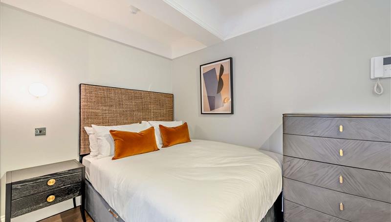 Flat Fulham Road in Greater London
