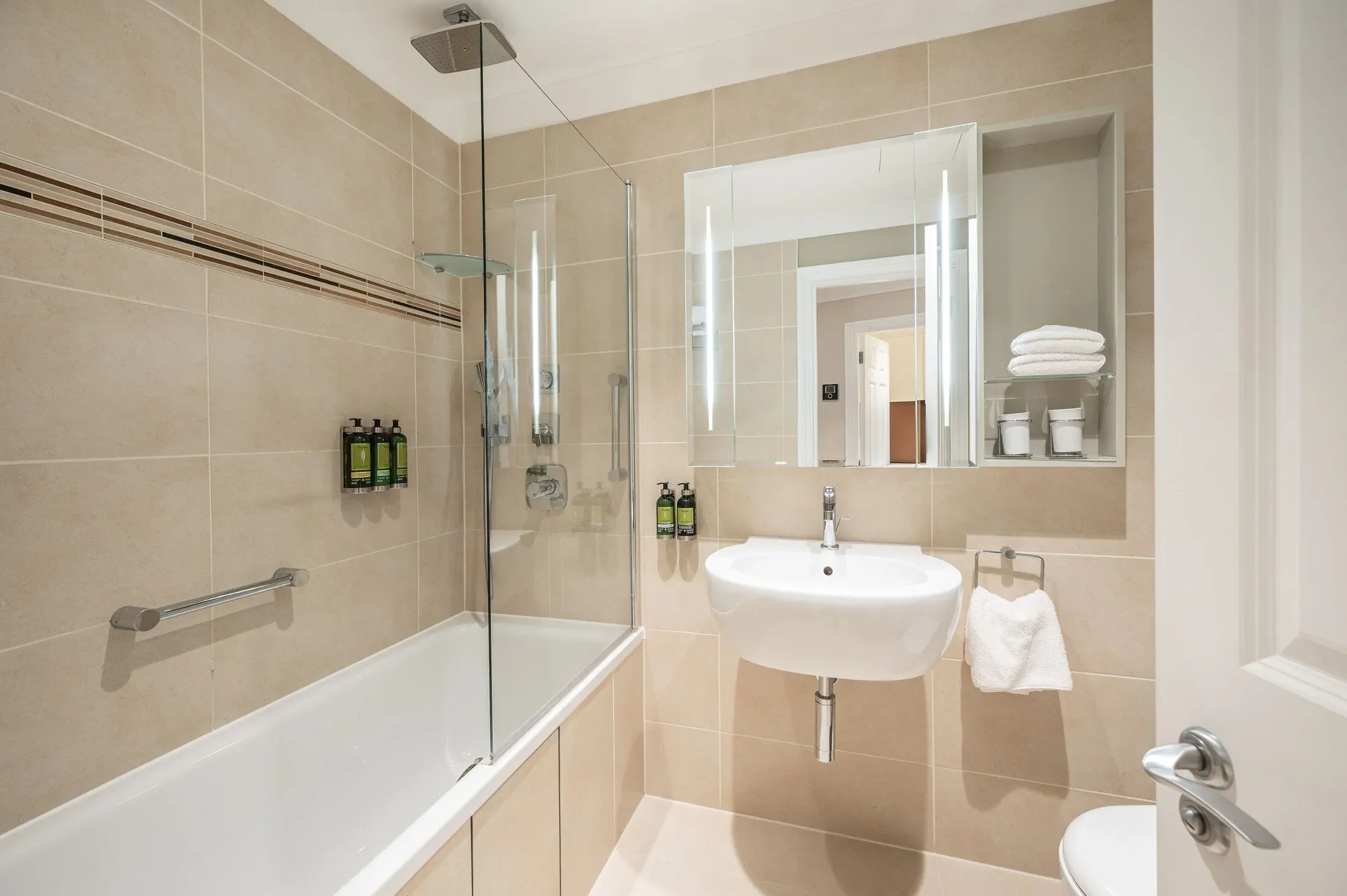 Flat Watling Street in City of London
