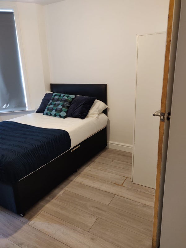 Room Queen Mary's Road in Coventry