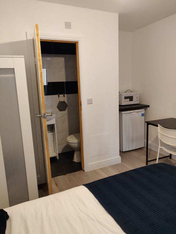 Room Queen Mary's Road in Coventry