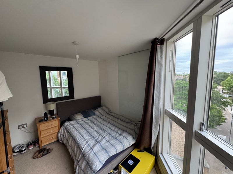Room Canada Street in Greater London