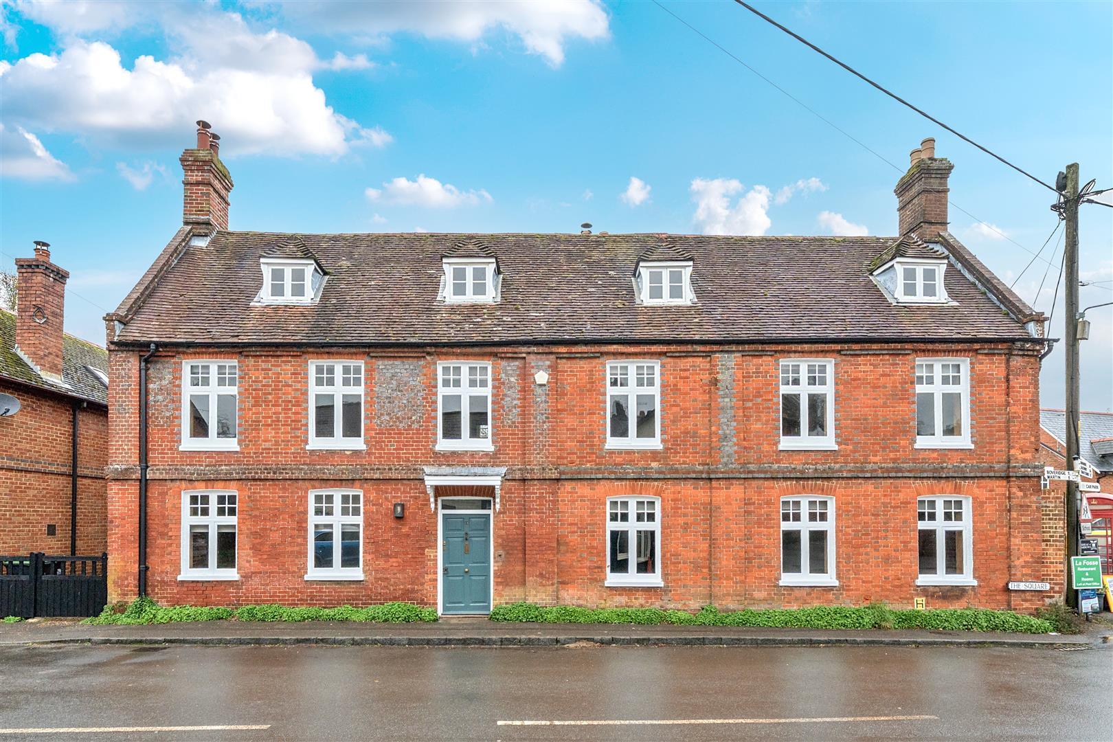 House The Square in Cranborne