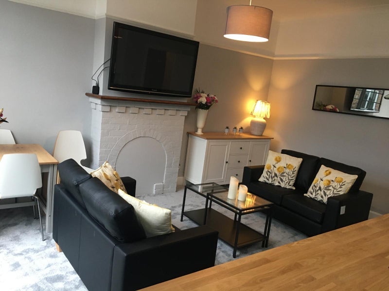 Room Balham Park Road in London