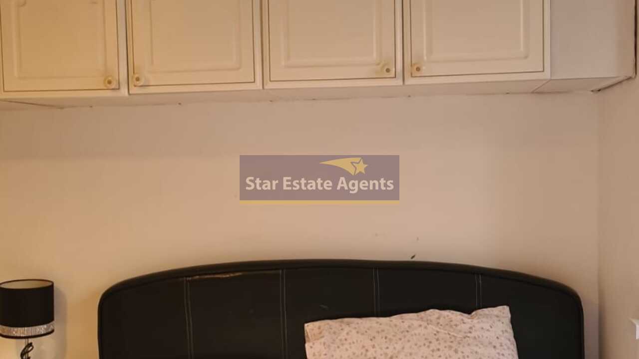 Flat Mornington Road in Greater London