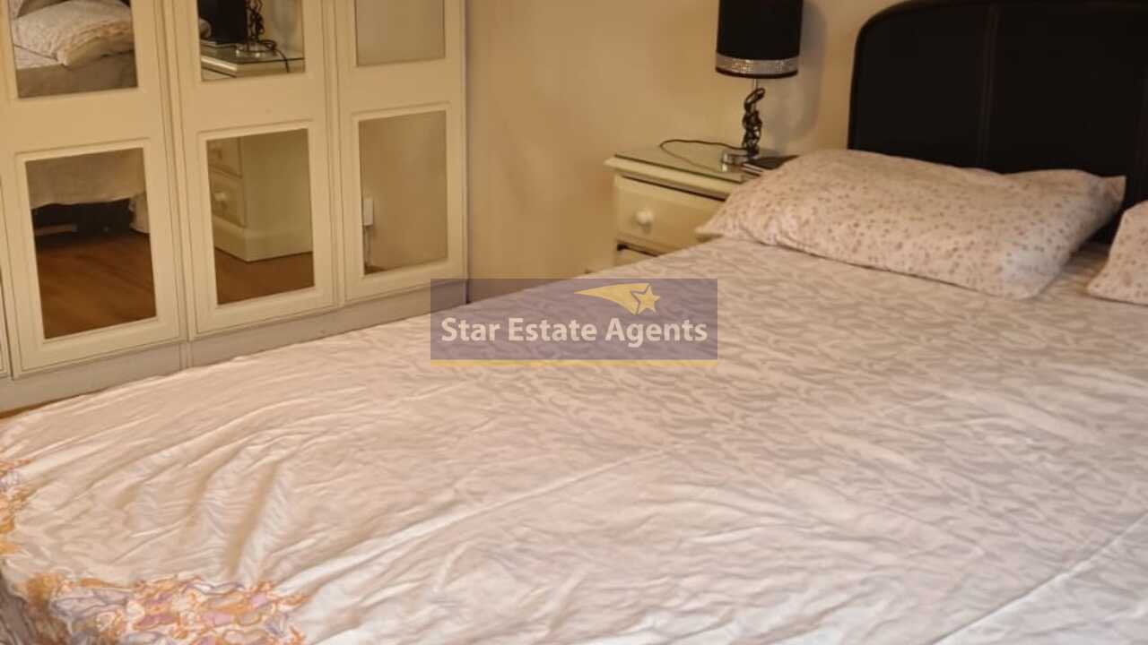 Flat Mornington Road in Greater London