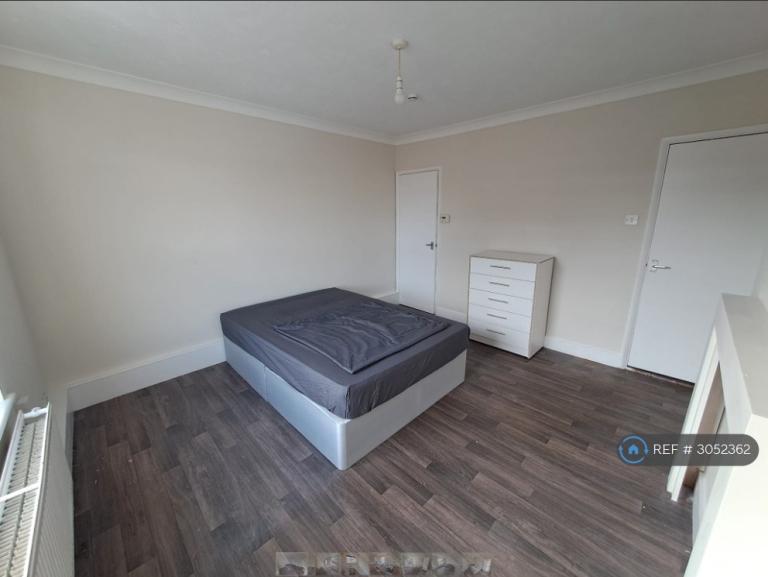Flat Springfield Road in Tunbridge Wells