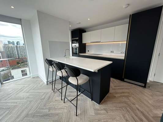Flat Bankside Boulevard in Salford