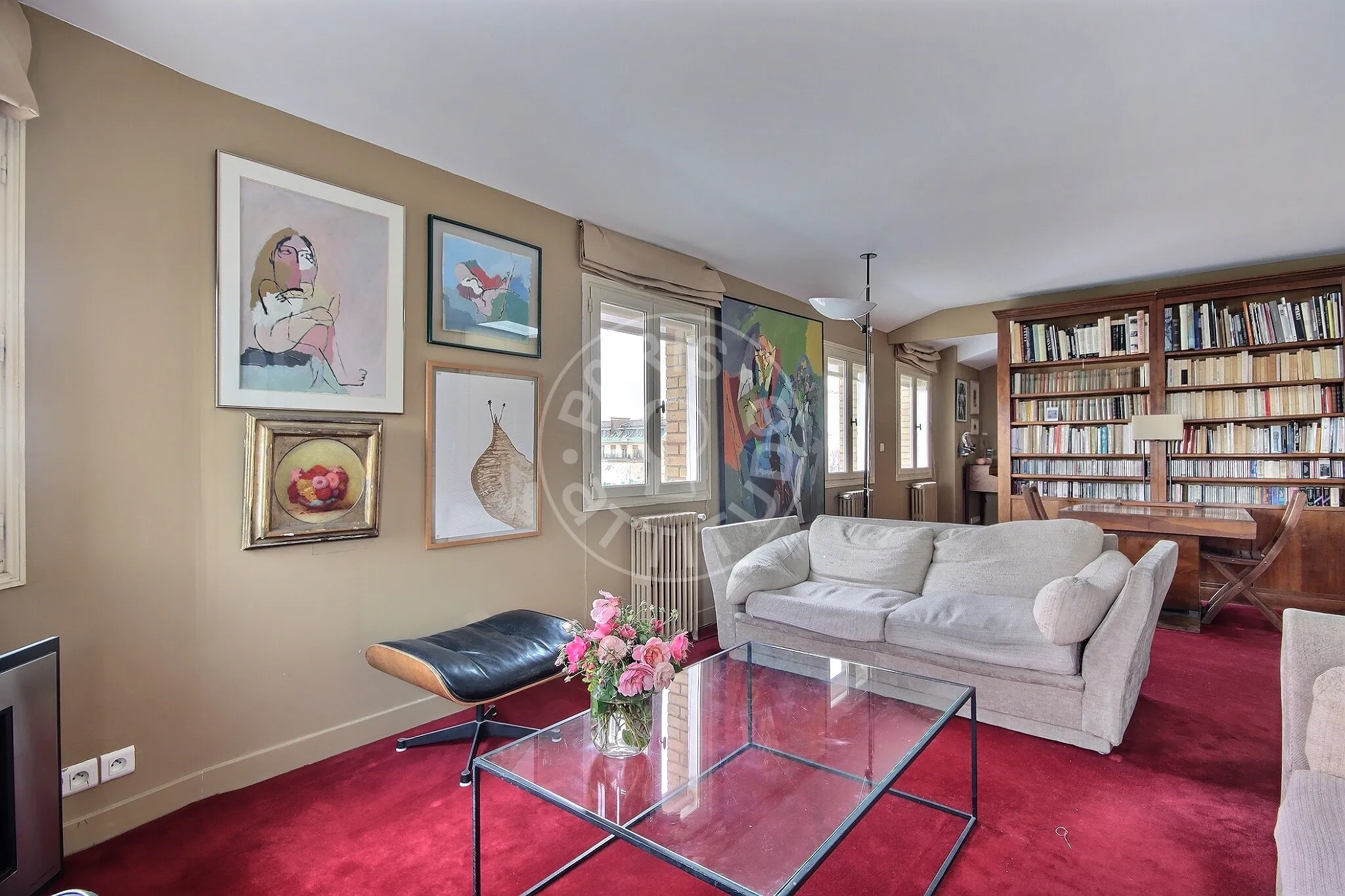 Appartement Rue Saint-Lazare à Paris
