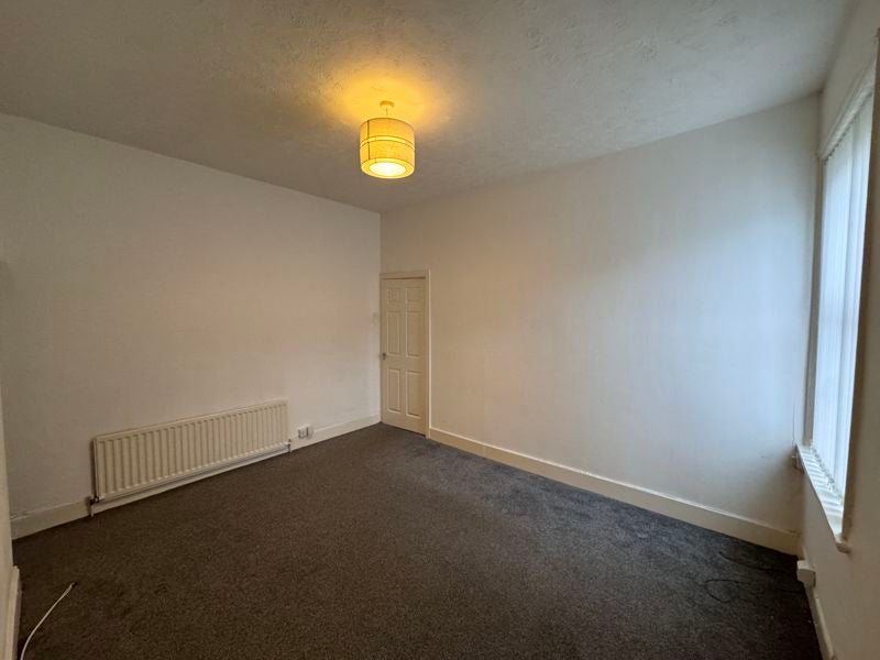 Flat Holly Avenue in North Tyneside
