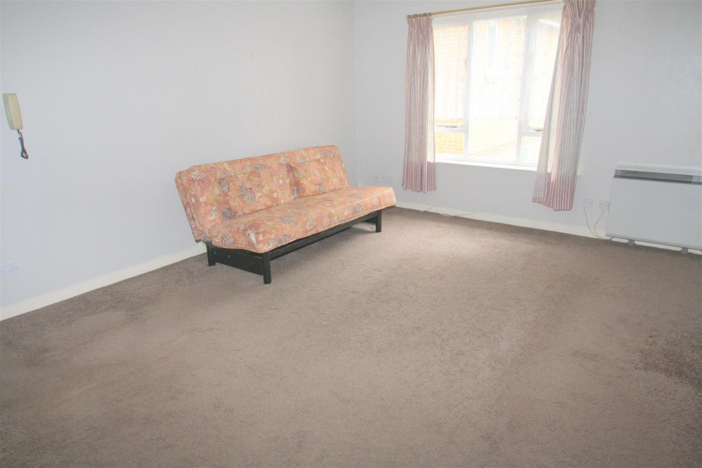 Flat Victoria Court in Maidstone