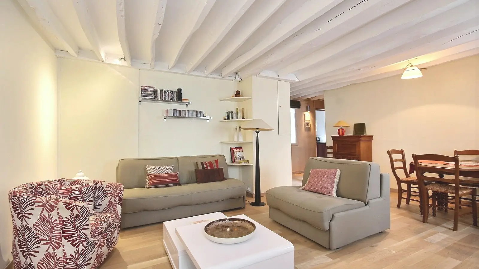Appartement Rue des Acacias à Paris