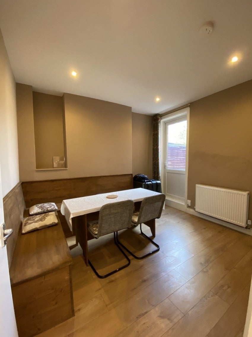 Flat Sirdar Road in Southampton