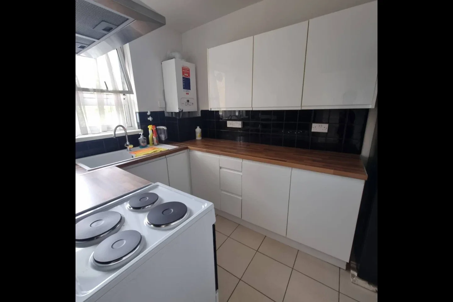 Flat Ernest Street in Greater London