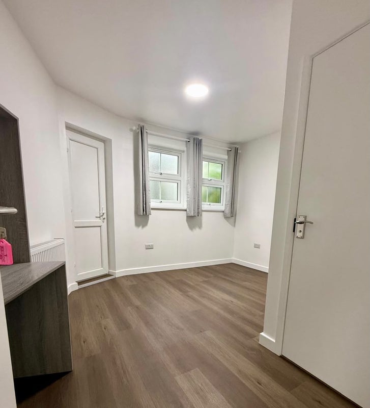 Room Oswin Street in Greater London