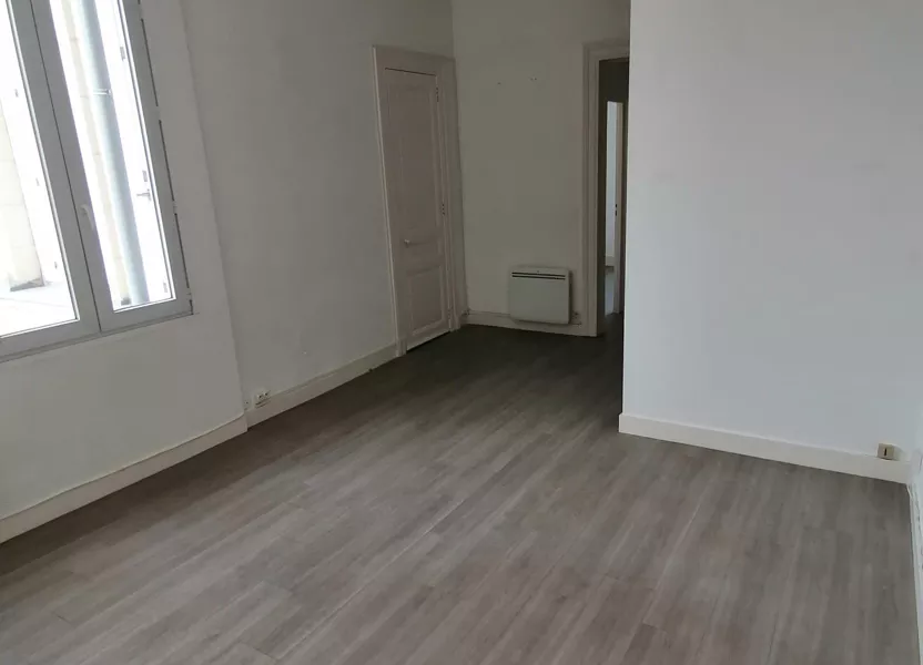 Appartement Quai du 19 Mars 1962 à Châtellerault