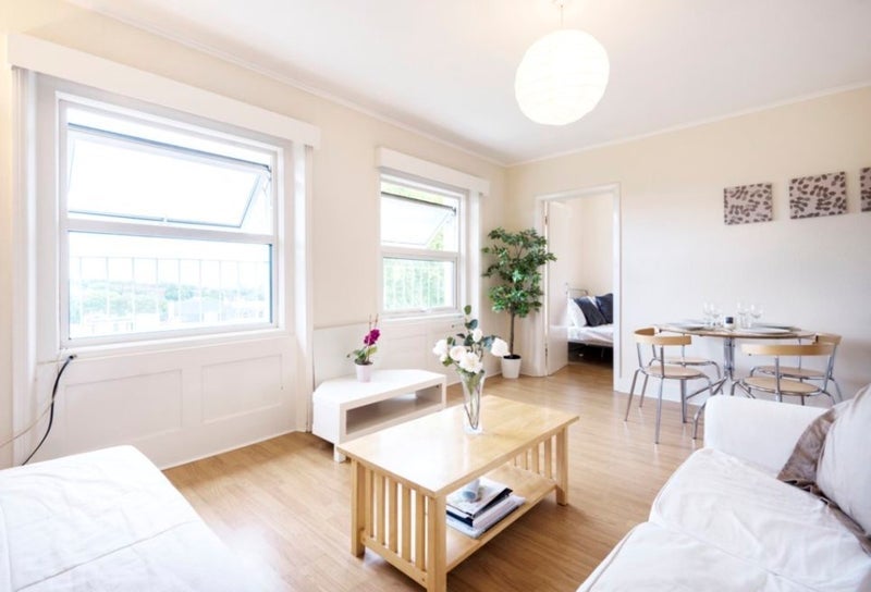 Flat Rosslyn Hill in Greater London