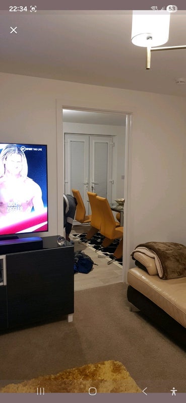 Room Milligan Drive in City of Edinburgh