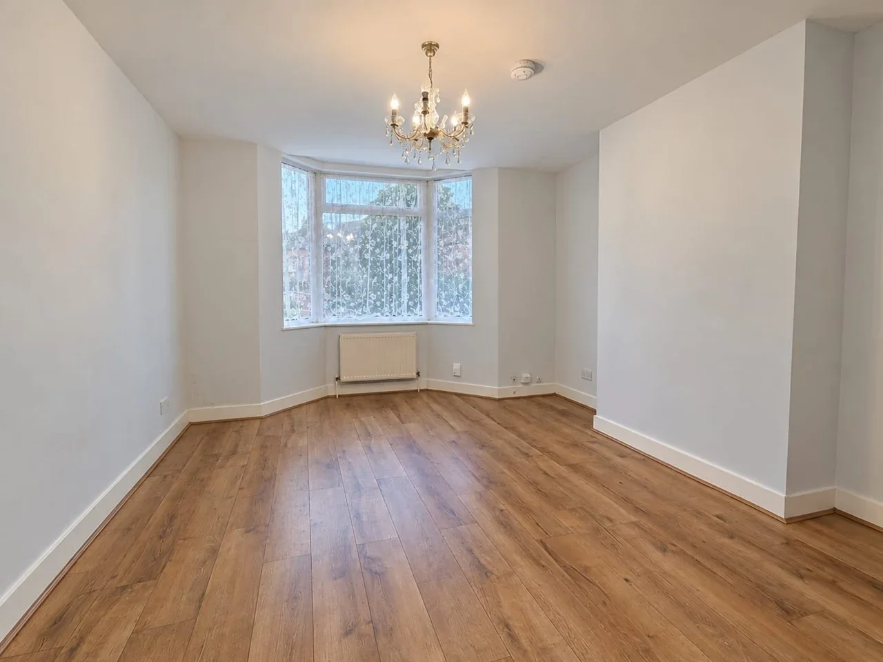 Flat Putney Road in Greater London