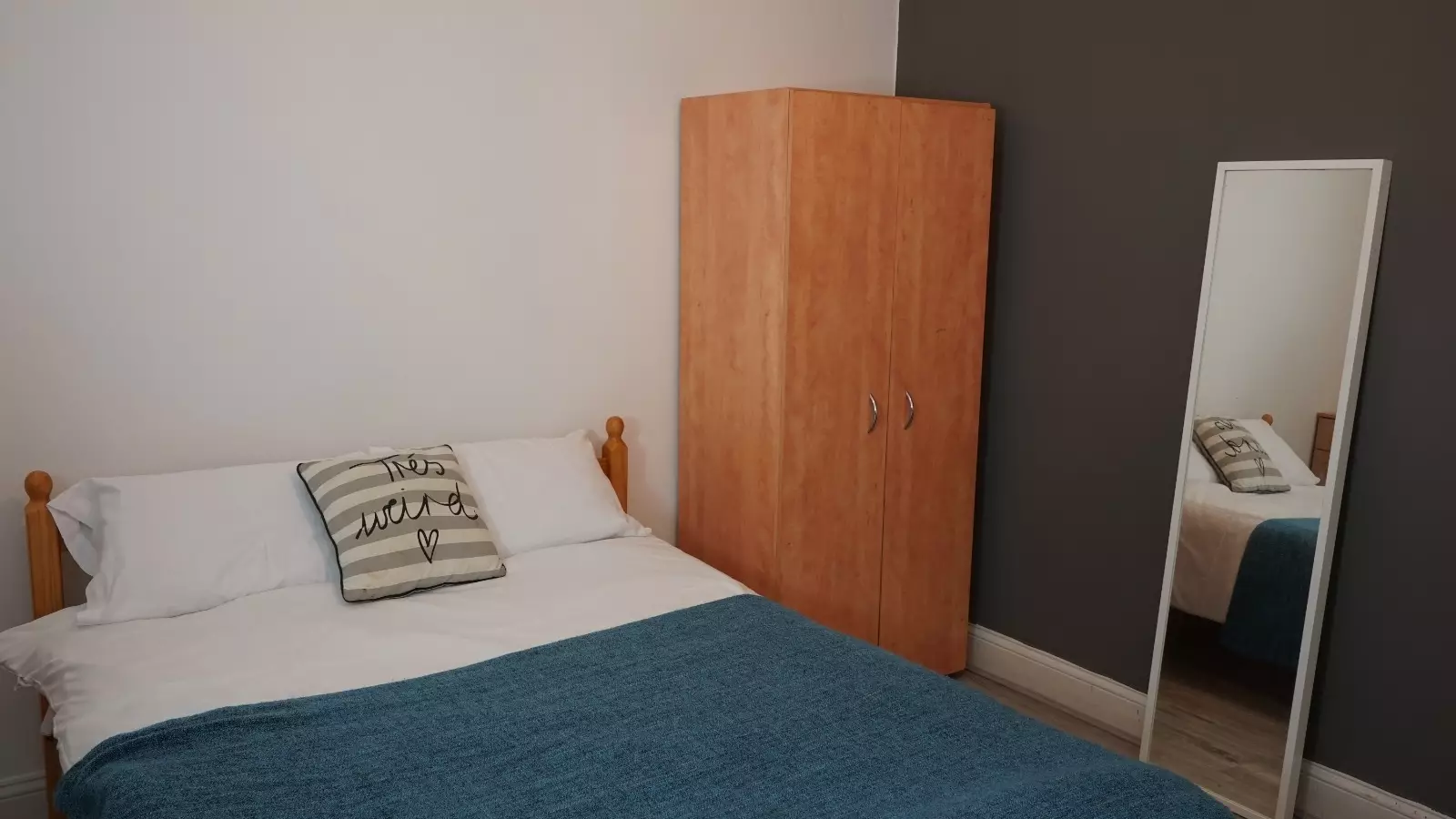 Room Olive Grove in Greater London