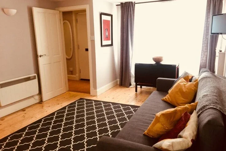 Flat Tanners Close in City of Edinburgh