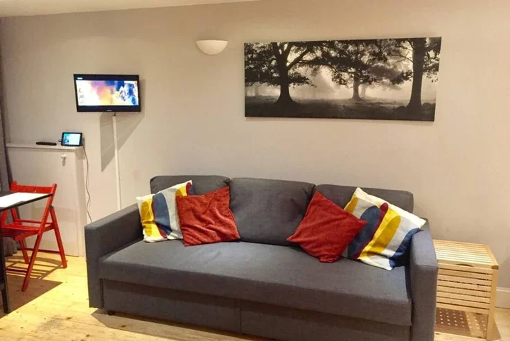 Flat Tanners Close in City of Edinburgh