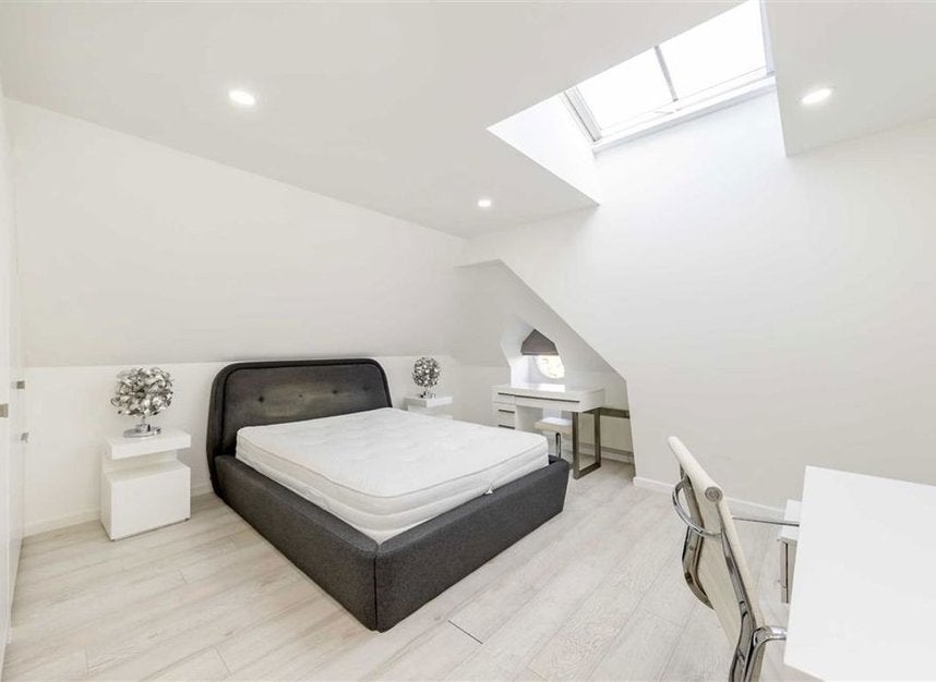 Flat Queen's Gate in Greater London
