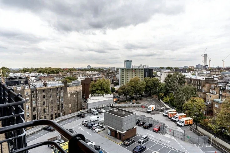 Flat Cromwell Road in Greater London