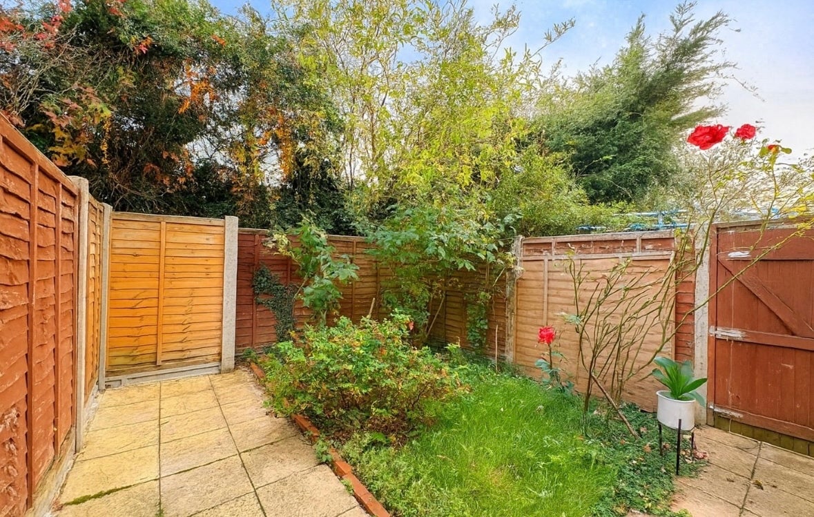 House Aspen Close in Greater London