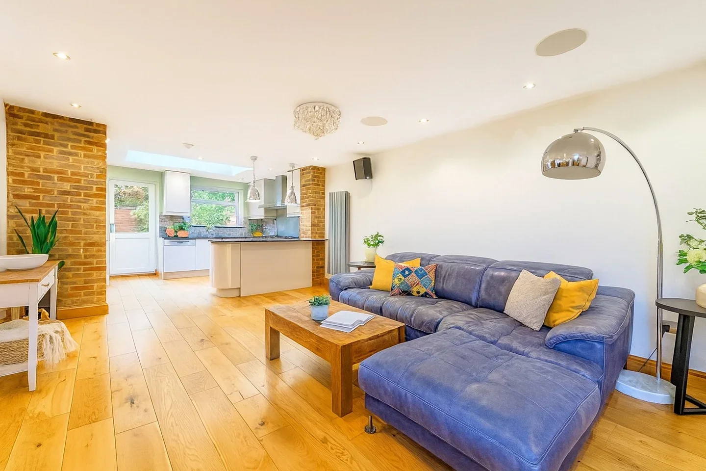 Room Aspen Close in Greater London