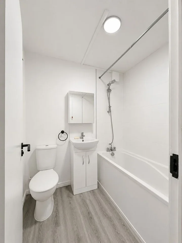 Flat Waiblingen Way in Devizes