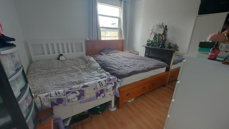 Room Ormiston Grove in Greater London