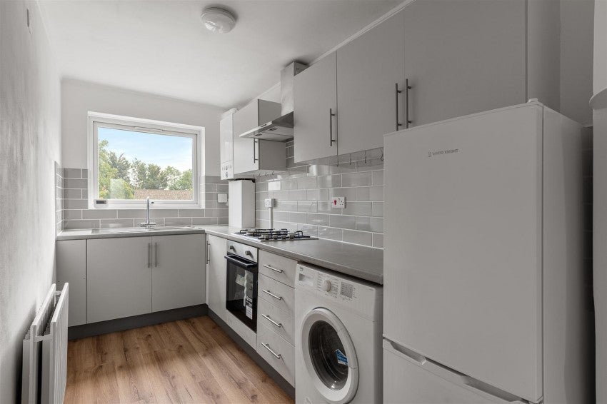 Flat Stodart Road in Greater London