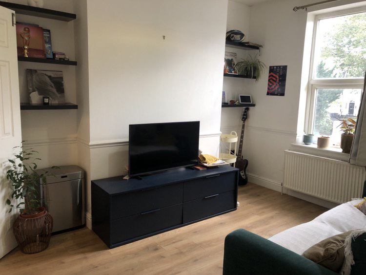 Room Lewisham Way in Greater London