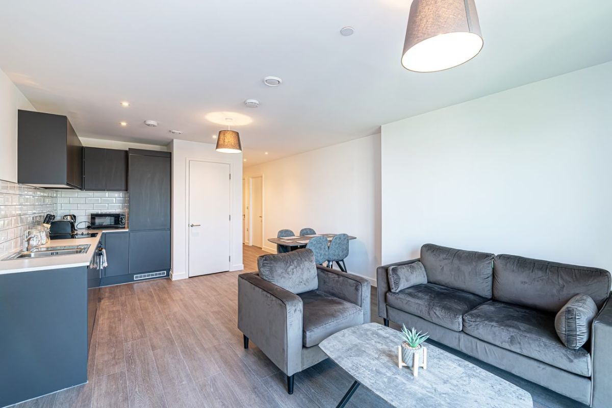 Flat Talbot Road in Trafford